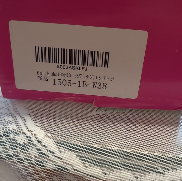 Shoes - Picture 3 of 6